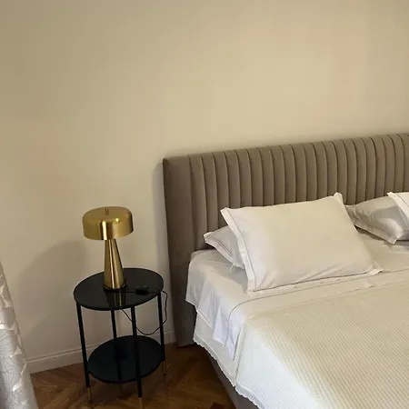 Apartment Agata *